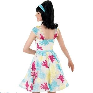 Weissman Dance Costume. Size Adult Medium (MA). Floral print.